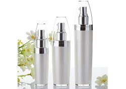 Ilmaton akryylipullo